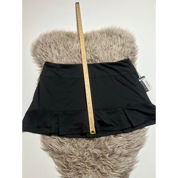 Tail women’s New black skirt with built in shorts - Picture 6 of 10